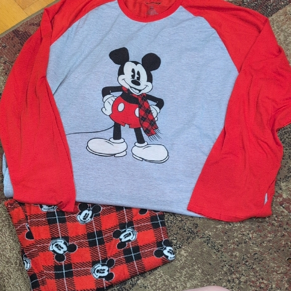 Disney Mickey Mouse Pajama Set - Red and Gray 3xl - Picture 1 of 4